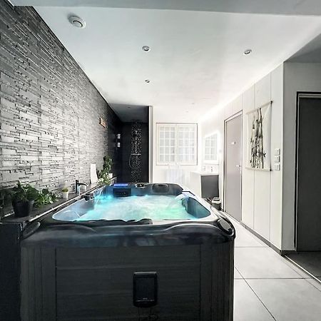 Dream Loft Jacuzzi - Sauna Brest Ngoại thất bức ảnh